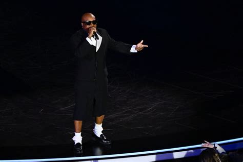 jermaine dupri super bowl dress.